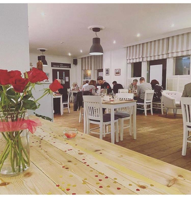 The Beach Hotel 마인헤드 외부 사진